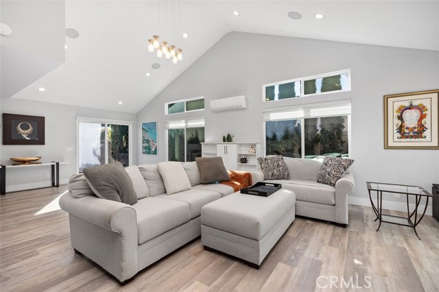 Detail Gallery Image 9 of 32 For 9 Flaxwood, Irvine,  CA 92614 - 3 Beds | 2/1 Baths