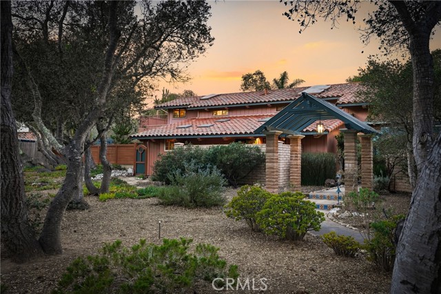 Image 1 of 44 For 1251 Mesa Oaks