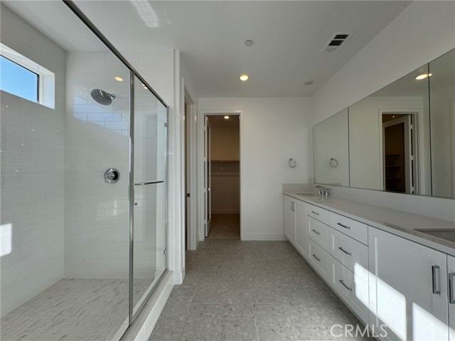 Detail Gallery Image 37 of 40 For 114 Seep, Irvine,  CA 92618 - 4 Beds | 4 Baths