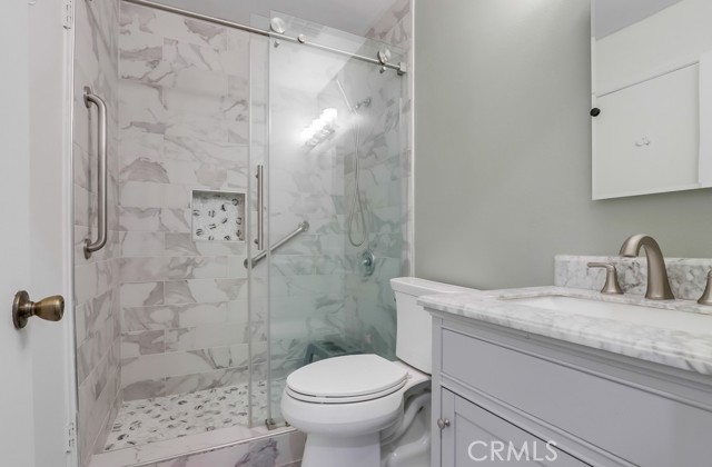 8661 Windsor Circle, La Palma CA: https://media.crmls.org/medias/a6811b24-597c-427d-ada0-d104f2859717.jpg