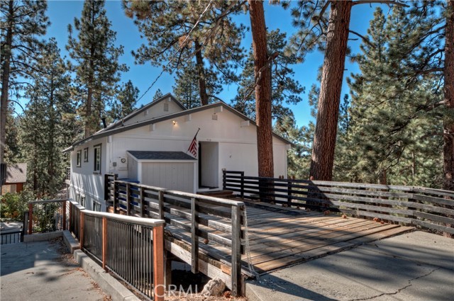 Detail Gallery Image 36 of 46 For 758 Silver Tip Dr, Big Bear Lake,  CA 92315 - 4 Beds | 3 Baths