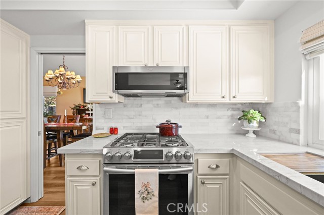 Detail Gallery Image 28 of 71 For 29824 Nightview Cir, Temecula,  CA 92591 - 4 Beds | 3 Baths