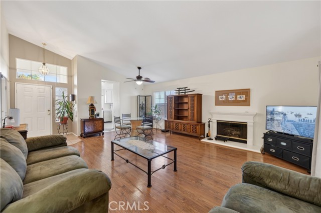 Detail Gallery Image 9 of 40 For 1066 Mill Iron Way, San Jacinto,  CA 92583 - 3 Beds | 2 Baths