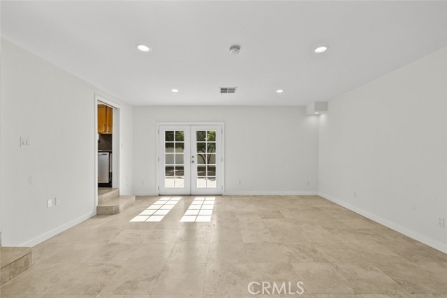 Detail Gallery Image 8 of 28 For 8440 Oakdale Ave, Winnetka,  CA 91306 - 3 Beds | 1/1 Baths