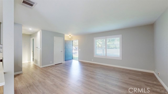 Detail Gallery Image 2 of 14 For 872 W Sierra Madre, Azusa,  CA 91702 - 2 Beds | 1 Baths