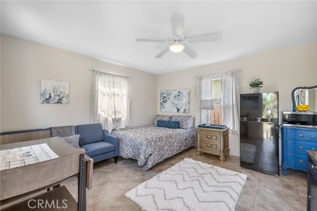 2702 Worthington Avenue, Bakersfield CA: https://media.crmls.org/medias/a683dbb6-5dbc-475d-9f3b-c0c22e053ba4.jpg
