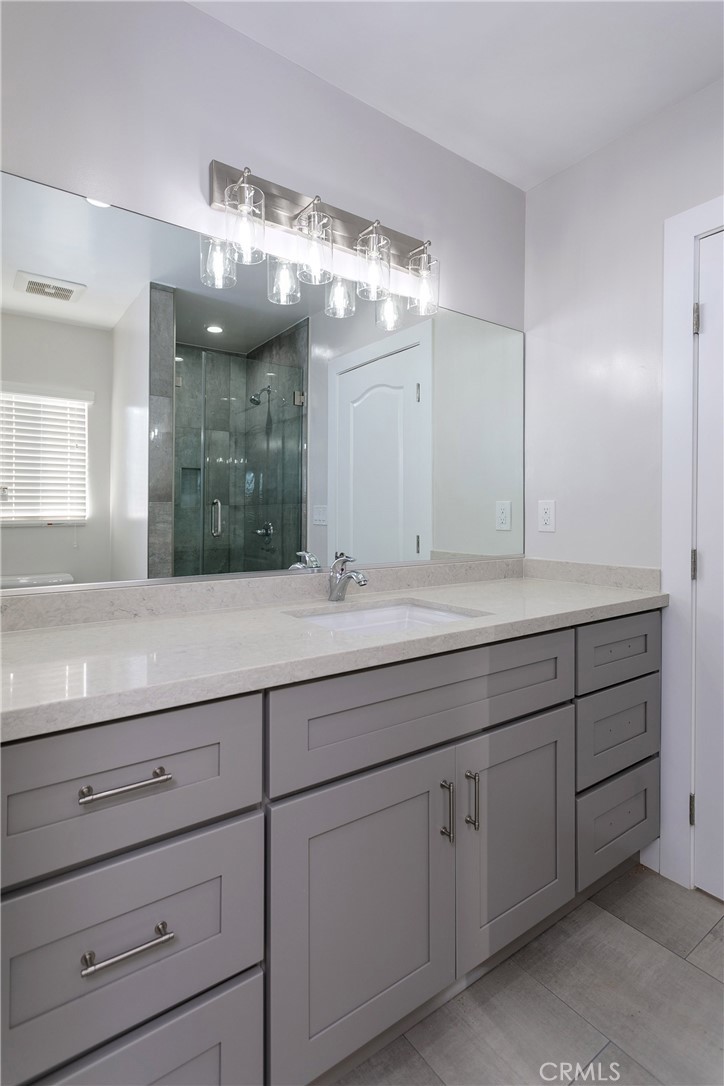 MLS #OC25147950 img 15