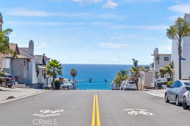 440 Marine PL