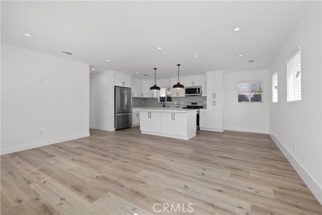 152 S Wabash, Glendora CA: https://media.crmls.org/medias/a685003d-9a1e-4ca2-a7fa-766b0f8a494f.jpg