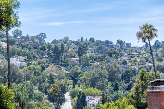 Detail Gallery Image 36 of 38 For 3254 Benda St, Los Angeles,  CA 90068 - 2 Beds | 2 Baths