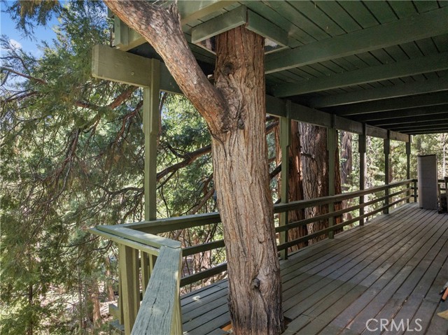 582 Grass Valley Ct, Lake Arrowhead, CA 92352 photo 27