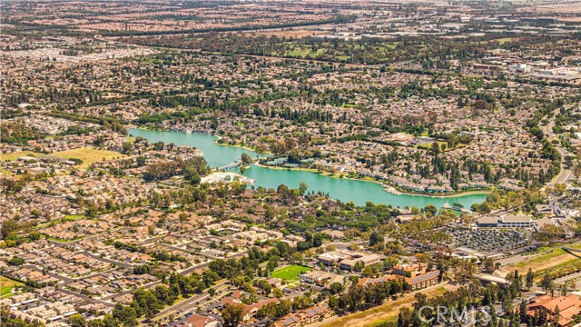 32 Belcanto, Irvine CA: https://media.crmls.org/medias/a686fdd1-6a3c-4212-8445-32f7678fd2a4.jpg
