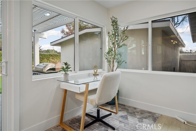 Image 17 of 35 For 1541 Wellington Avenue