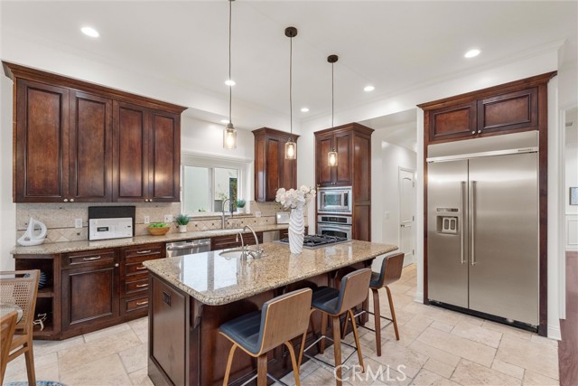 2000 Walnut Avenue, Manhattan Beach CA: https://media.crmls.org/medias/a688b806-09af-49a9-99a0-a8f62be491e9.jpg