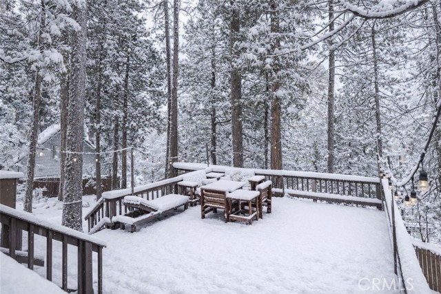 Detail Gallery Image 16 of 35 For 414 Pioneer Rd, Lake Arrowhead,  CA 92352 - 4 Beds | 2 Baths