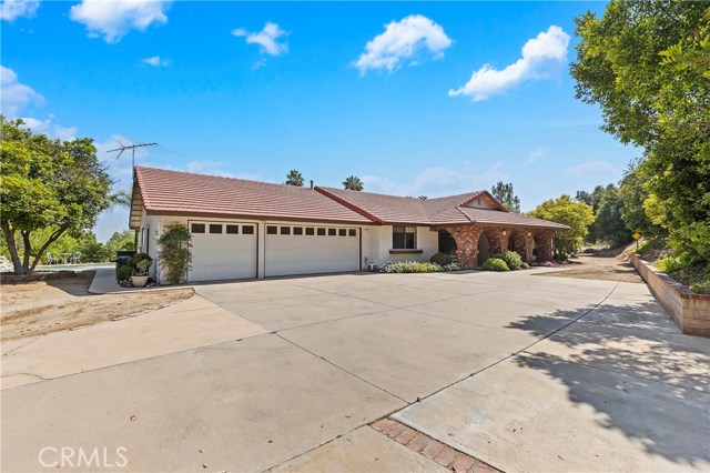 17357 Gardner Ave, Riverside, CA 92504