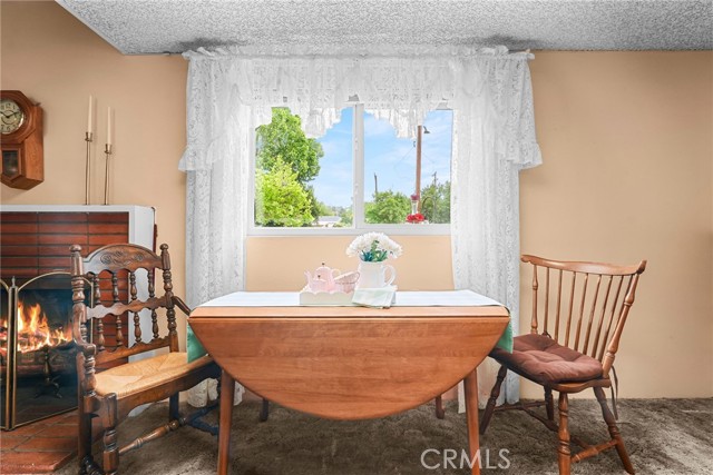 27439 Santa Clarita Road, Saugus CA: https://media.crmls.org/medias/a689be2c-5baf-44ff-ada1-8f11990e865a.jpg