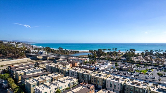 3319 Doheny Way, Dana Point, California 92629, 2 Bedrooms Bedrooms, ,1 BathroomBathrooms,Residential Lease,For Rent,3319 Doheny Way,CROC22235253