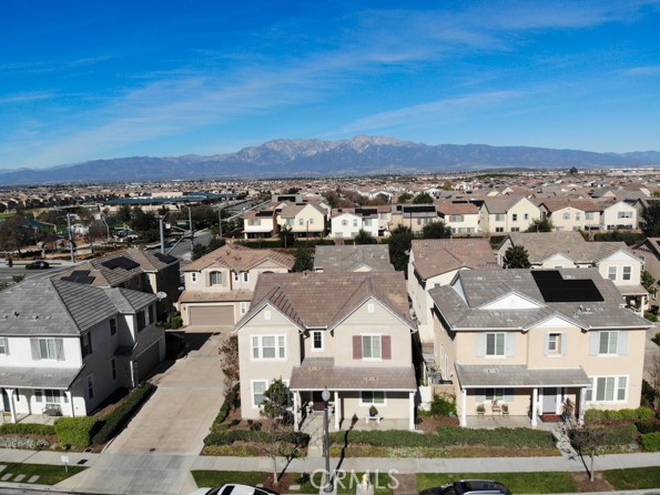 Detail Gallery Image 7 of 54 For 3109 E Chip Smith Way, Ontario,  CA 91762 - 3 Beds | 2/1 Baths