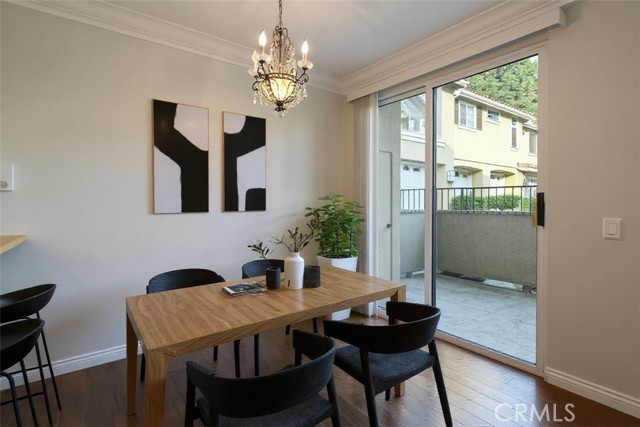 Detail Gallery Image 5 of 17 For 172 Gallery Way, Tustin,  CA 92782 - 2 Beds | 2/1 Baths