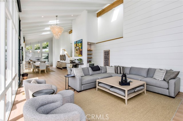 Detail Gallery Image 8 of 72 For 934 Emerald Bay, Laguna Beach,  CA 92651 - 3 Beds | 3/1 Baths