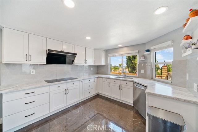 13555 Via San Remo, Chino Hills CA: https://media.crmls.org/medias/a68ba389-2886-4acb-8d97-de736b15571a.jpg