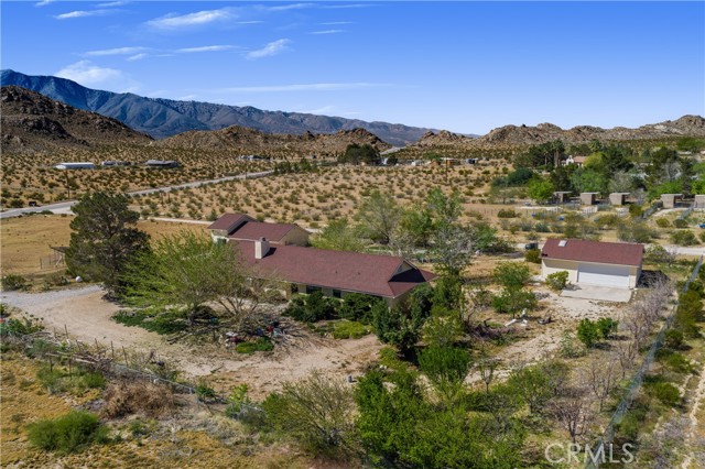 Detail Gallery Image 3 of 51 For 31212 Rabbit Springs Rd, Lucerne Valley,  CA 92356 - 3 Beds | 2 Baths