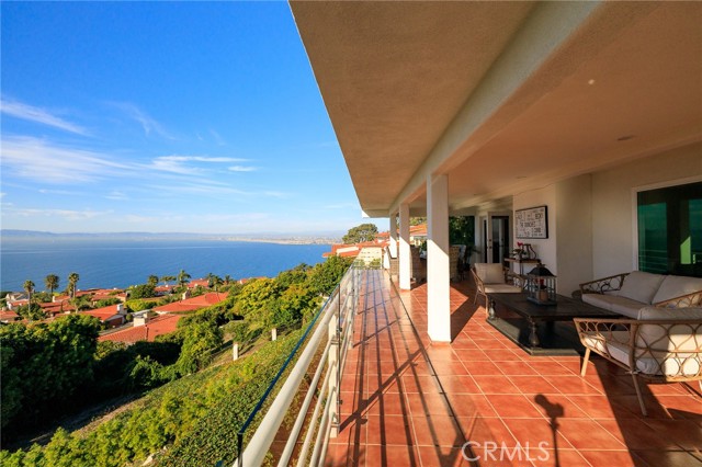 769 Via Del Monte, Palos Verdes Estates, California 90274, 4 Bedrooms Bedrooms, ,4 BathroomsBathrooms,Residential,Sold,Via Del Monte,SB23210145