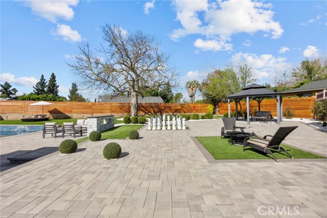 Detail Gallery Image 38 of 44 For 9549 Gladbeck, Northridge,  CA 91324 - 5 Beds | 2/1 Baths