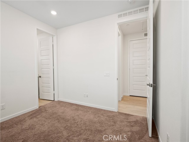 Detail Gallery Image 26 of 41 For 27148 Valley Oak Pl, Valencia,  CA 91381 - 4 Beds | 4 Baths