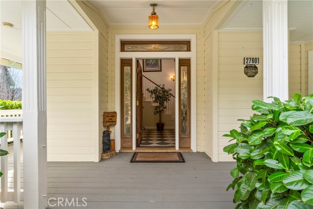 Detail Gallery Image 14 of 70 For 27601 Cedarwood Drive, Lake Arrowhead,  CA 92352 - 4 Beds | 3 Baths