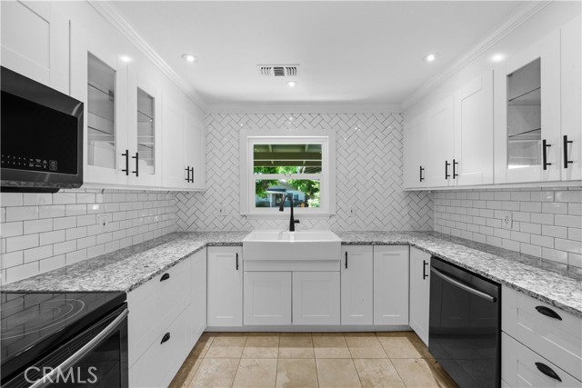 Image 11 of 34 For 273 Solano  