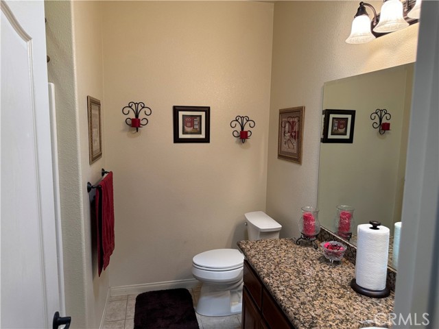 Detail Gallery Image 19 of 46 For 2038 Hollister Rd, Pinon Hills,  CA 92372 - 4 Beds | 2 Baths