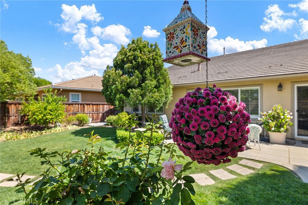 https://media.crmls.org/medias/a68e4a99-2bb7-4ac2-b80c-03a6c3a0b422.jpg?preset=X-Large