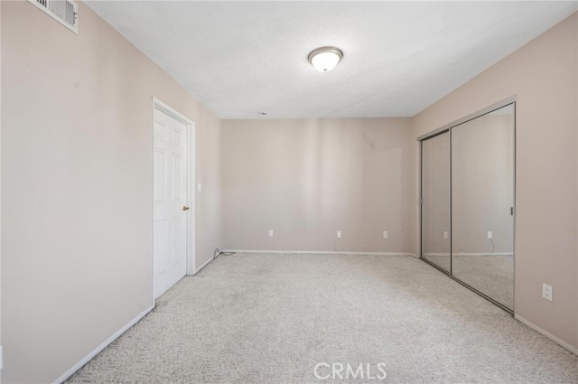 5455 Sylmar, 1402 photo 15