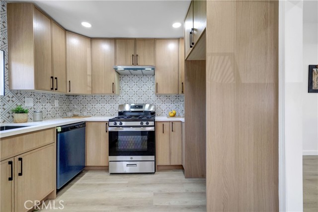 Detail Gallery Image 17 of 49 For 3515 S Norton, Los Angeles,  CA 90018 - 2 Beds | 3 Baths