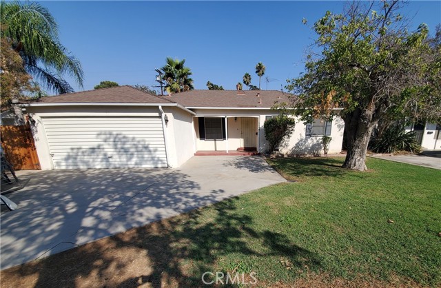 6042 Hamilton Dr, Riverside, CA 92506