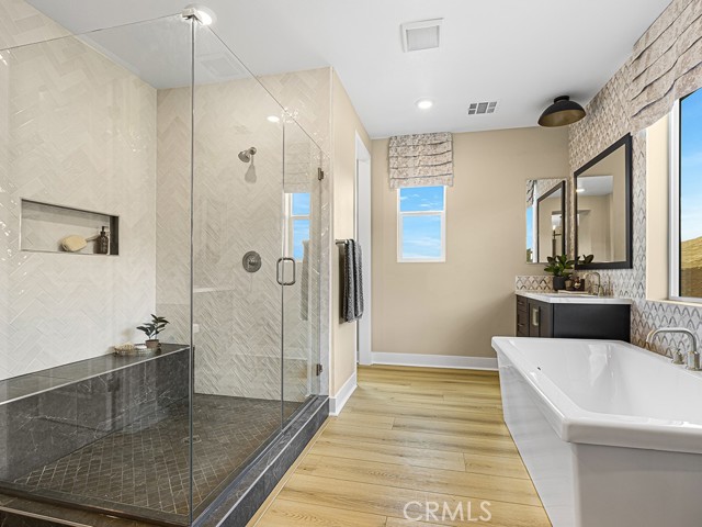 Detail Gallery Image 30 of 45 For 30110 Crestline Court, Castaic,  CA 91384 - 4 Beds | 3/1 Baths