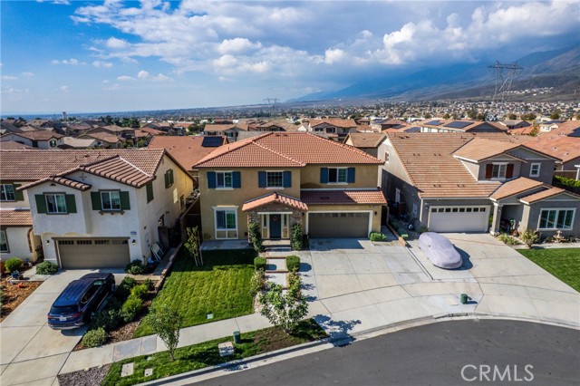 Detail Gallery Image 2 of 43 For 5252 Denali Ct, Fontana,  CA 92336 - 5 Beds | 3 Baths