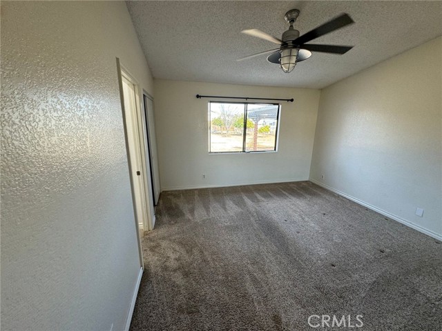 15030 Zieglinde Drive, Lake Elsinore CA: https://media.crmls.org/medias/a6923384-118d-4bcd-8bb3-fb8590a8b9e1.jpg