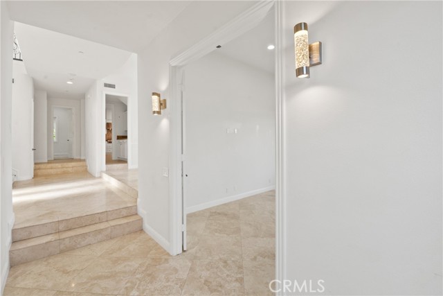 4925 Lone Acres Court, Rancho Cucamonga CA: https://media.crmls.org/medias/a6923455-9d44-4d42-b2e1-d635097d8b88.jpg