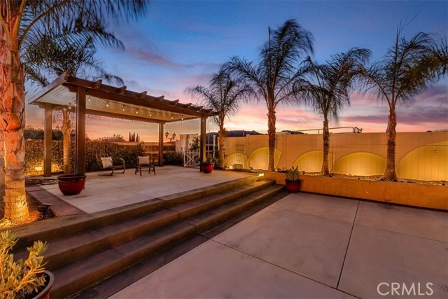 239 Cross Rail Lane, Norco CA: https://media.crmls.org/medias/a693a320-8318-438f-b3a2-bfc85bb1dc8a.jpg