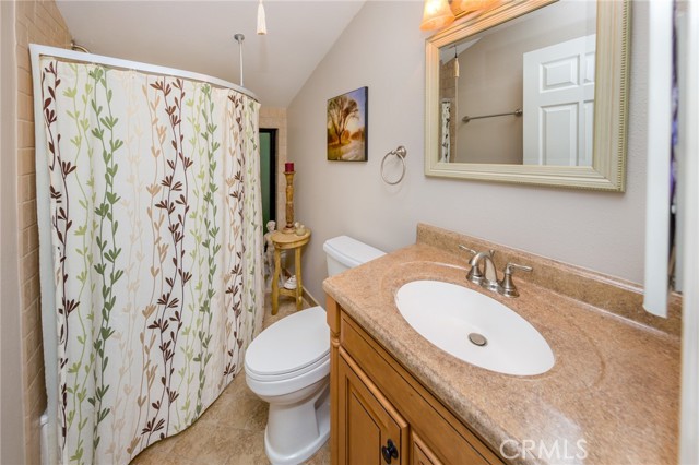 Detail Gallery Image 26 of 43 For 25009 Atwood Blvd., Newhall,  CA 91321 - 3 Beds | 3/1 Baths