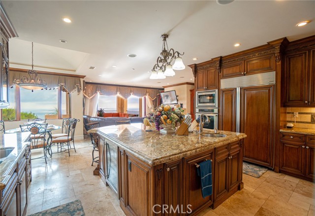 Detail Gallery Image 26 of 54 For 30057 via Victoria, Rancho Palos Verdes,  CA 90275 - 4 Beds | 5 Baths