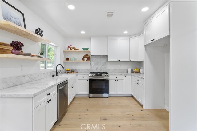 Detail Gallery Image 8 of 19 For 4314 Division, Los Angeles,  CA 90065 - 3 Beds | 2 Baths