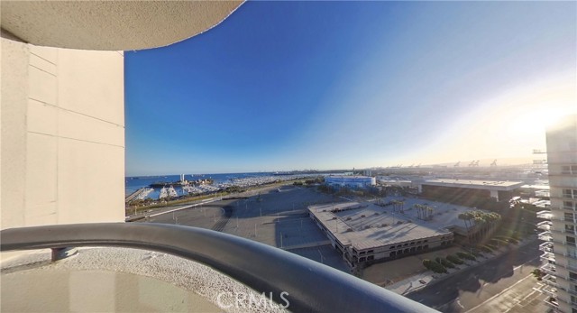 Detail Gallery Image 5 of 31 For 525 E Seaside Way #1804,  Long Beach,  CA 90802 - 2 Beds | 2 Baths