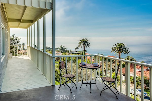 729 Via Del Monte, Palos Verdes Estates, California 90274, 4 Bedrooms Bedrooms, ,1 BathroomBathrooms,Residential,Sold,Via Del Monte,PV17045921