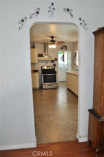 1789 N Pershing Avenue, San Bernardino CA: https://media.crmls.org/medias/a695e124-3878-4bac-ad48-d658fa681830.jpg