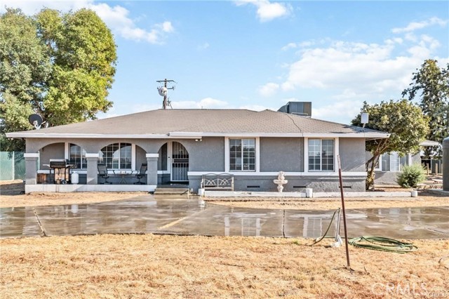 Detail Gallery Image 2 of 55 For 29672 Highway 145, Madera,  CA 93636 - 3 Beds | 2 Baths