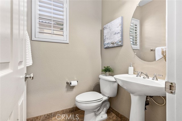 Detail Gallery Image 18 of 59 For 45023 Silver Rose, Temecula,  CA 92592 - 5 Beds | 2/1 Baths